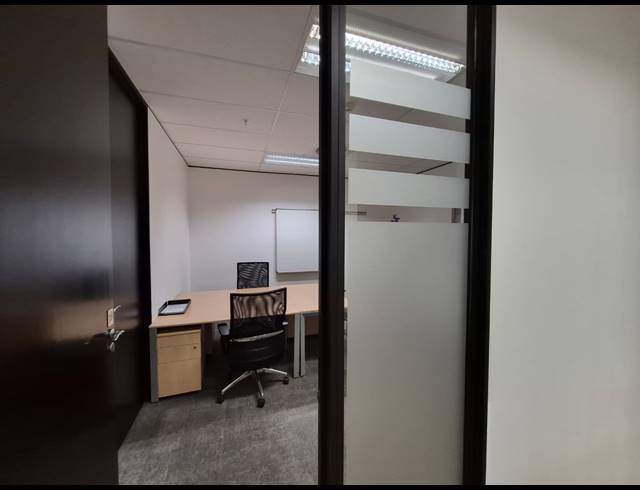 31M² OFFICE TO LET IN SANDTON CENTRAL